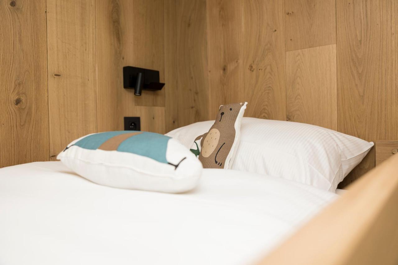 Wood Hotel ธูส์ ภายนอก รูปภาพ
