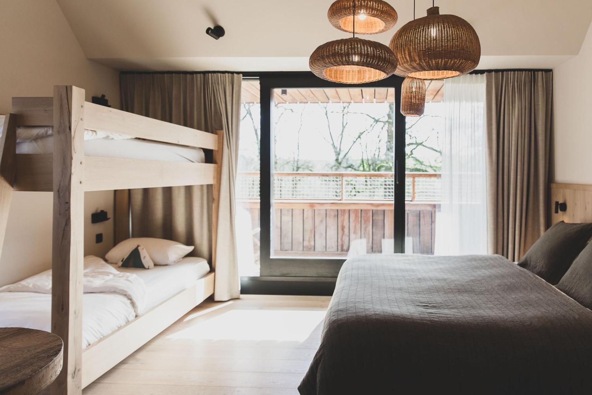 Wood Hotel ธูส์ ภายนอก รูปภาพ