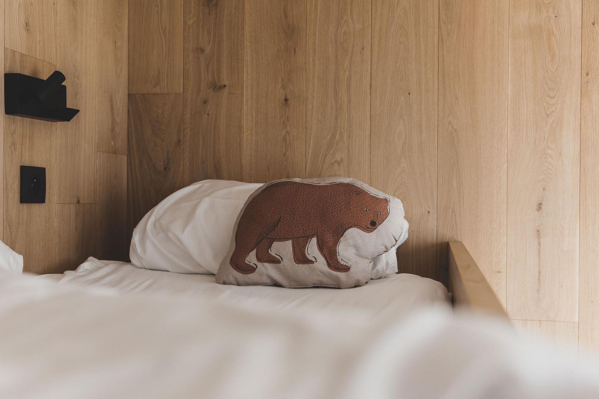 Wood Hotel ธูส์ ภายนอก รูปภาพ