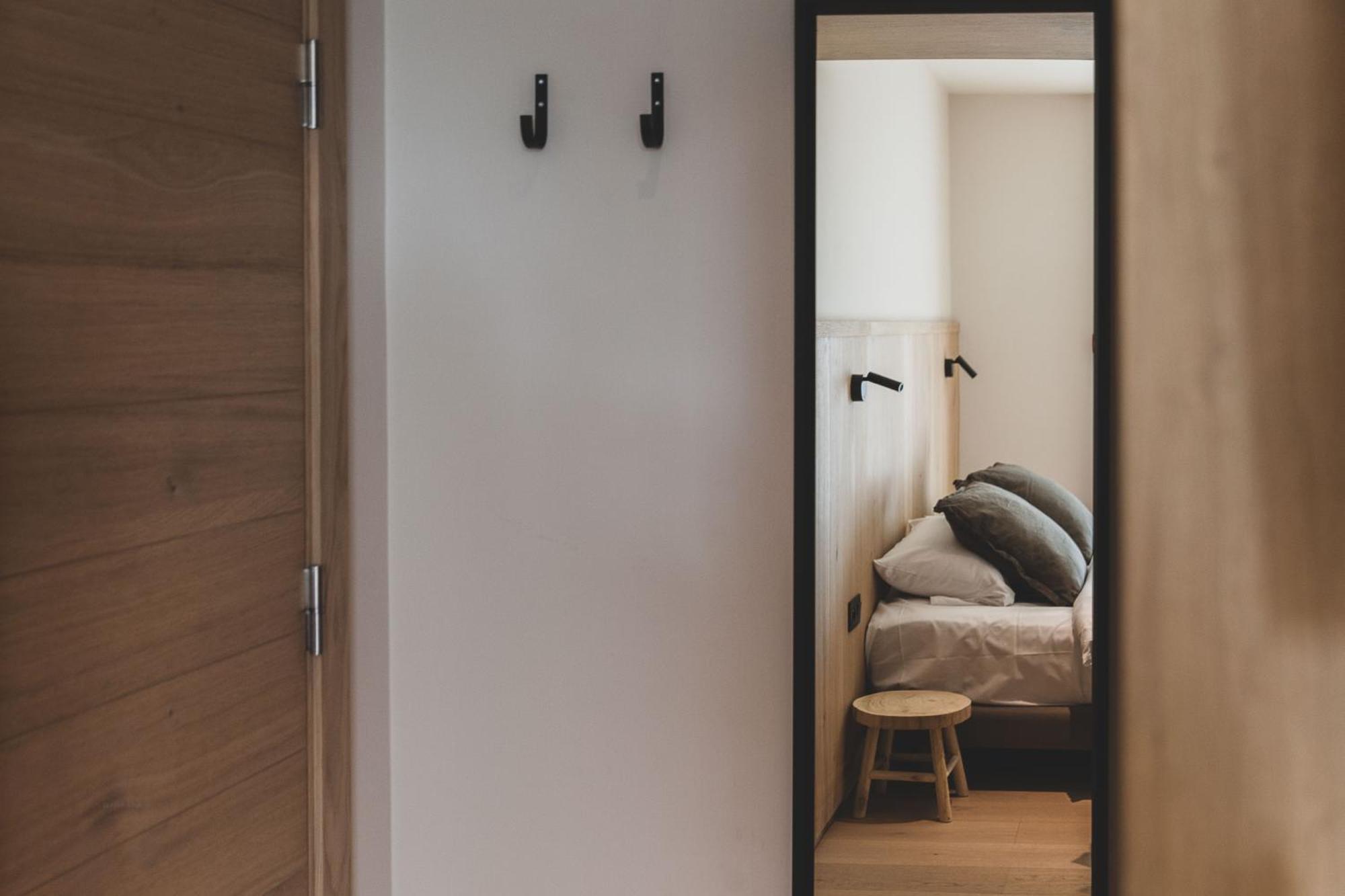 Wood Hotel ธูส์ ภายนอก รูปภาพ