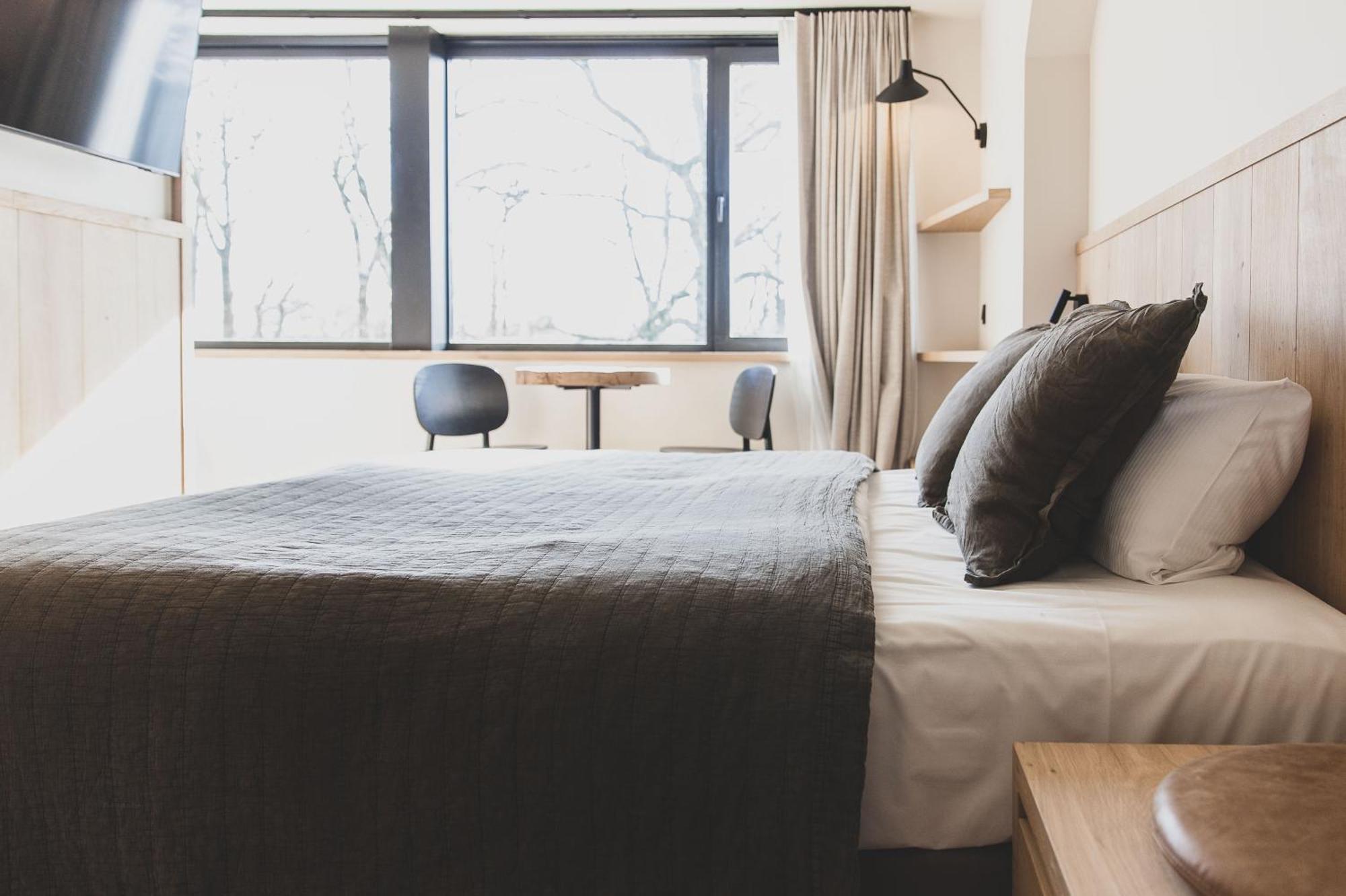 Wood Hotel ธูส์ ภายนอก รูปภาพ