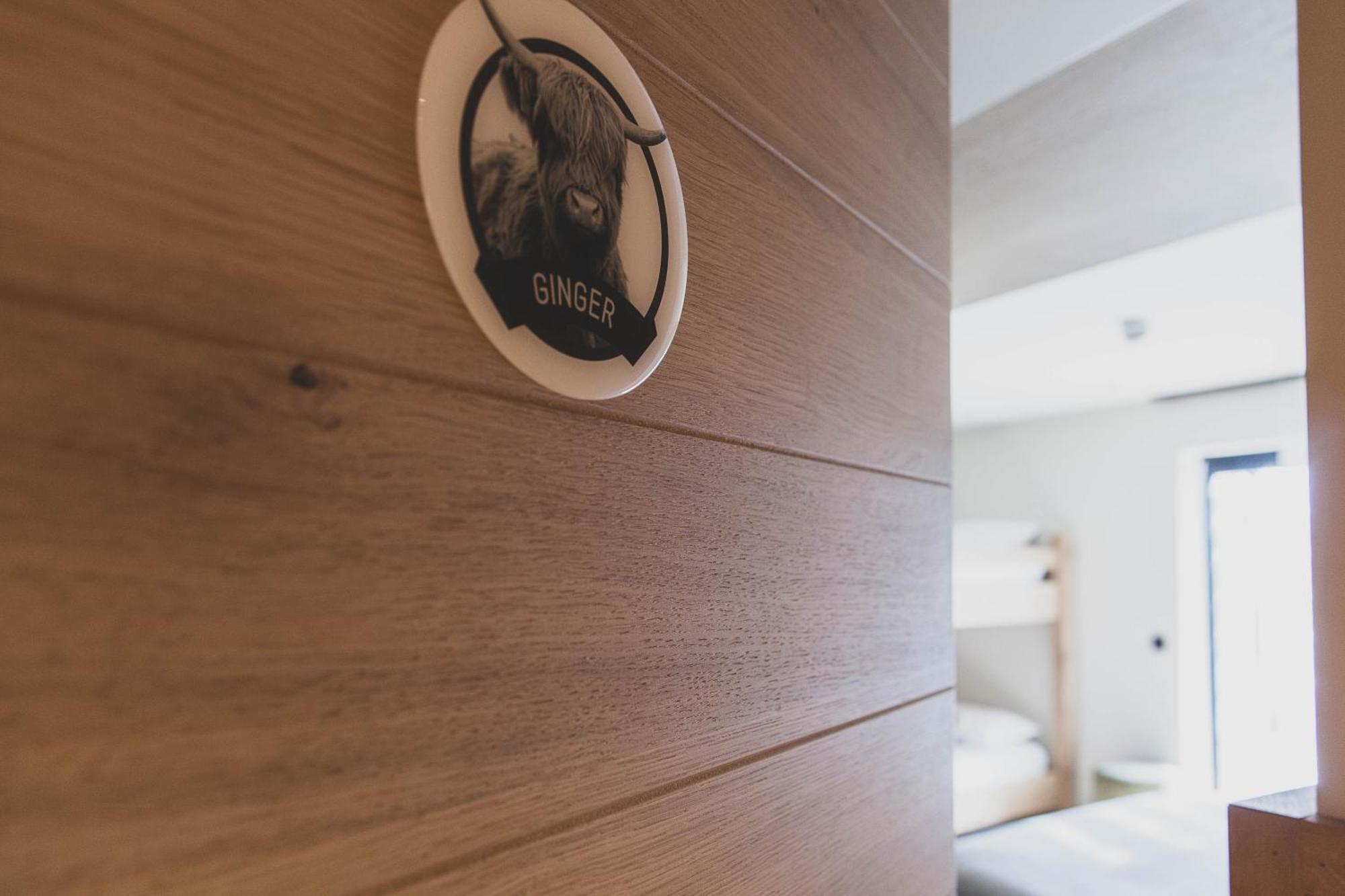 Wood Hotel ธูส์ ภายนอก รูปภาพ
