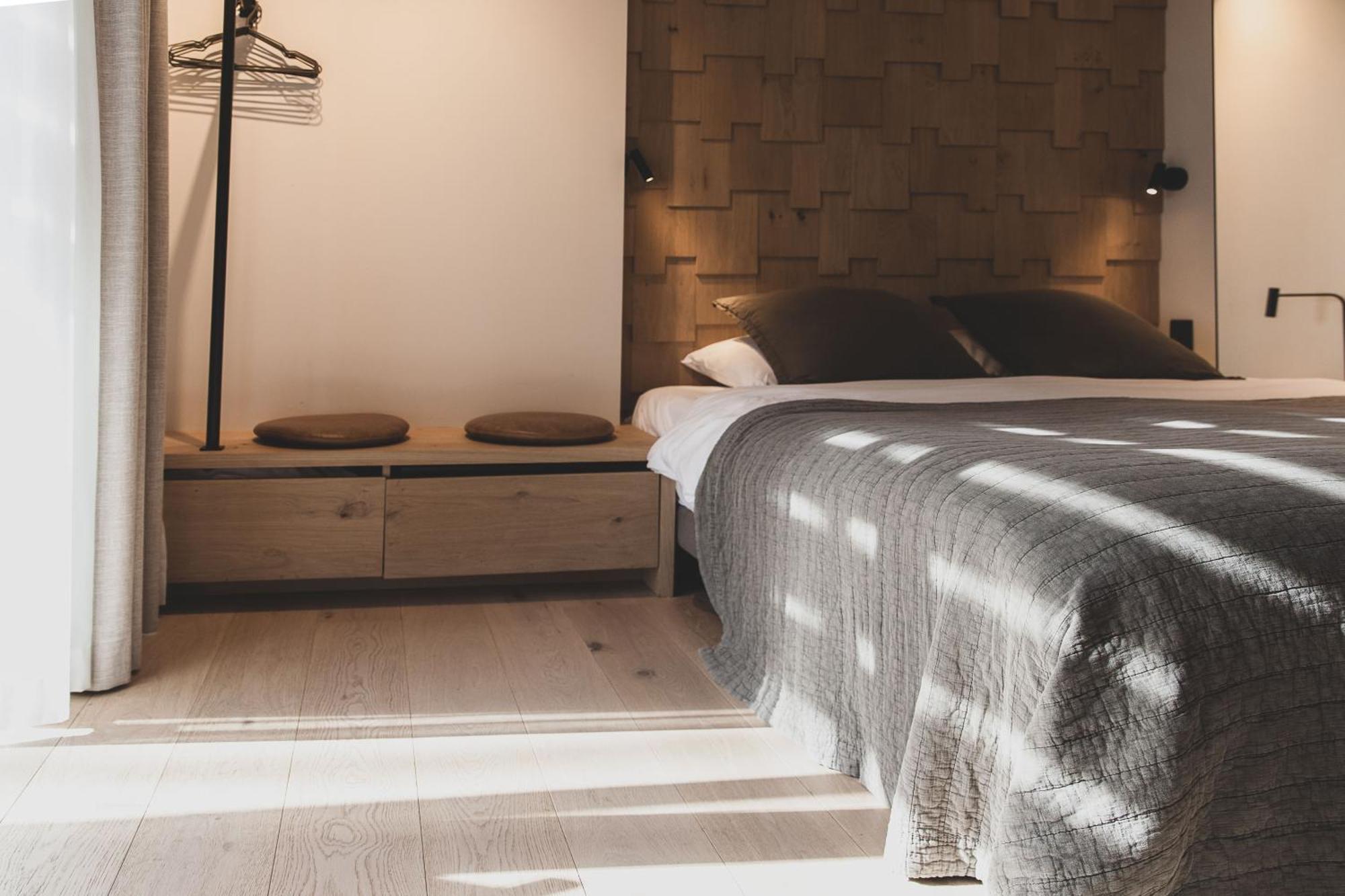 Wood Hotel ธูส์ ภายนอก รูปภาพ