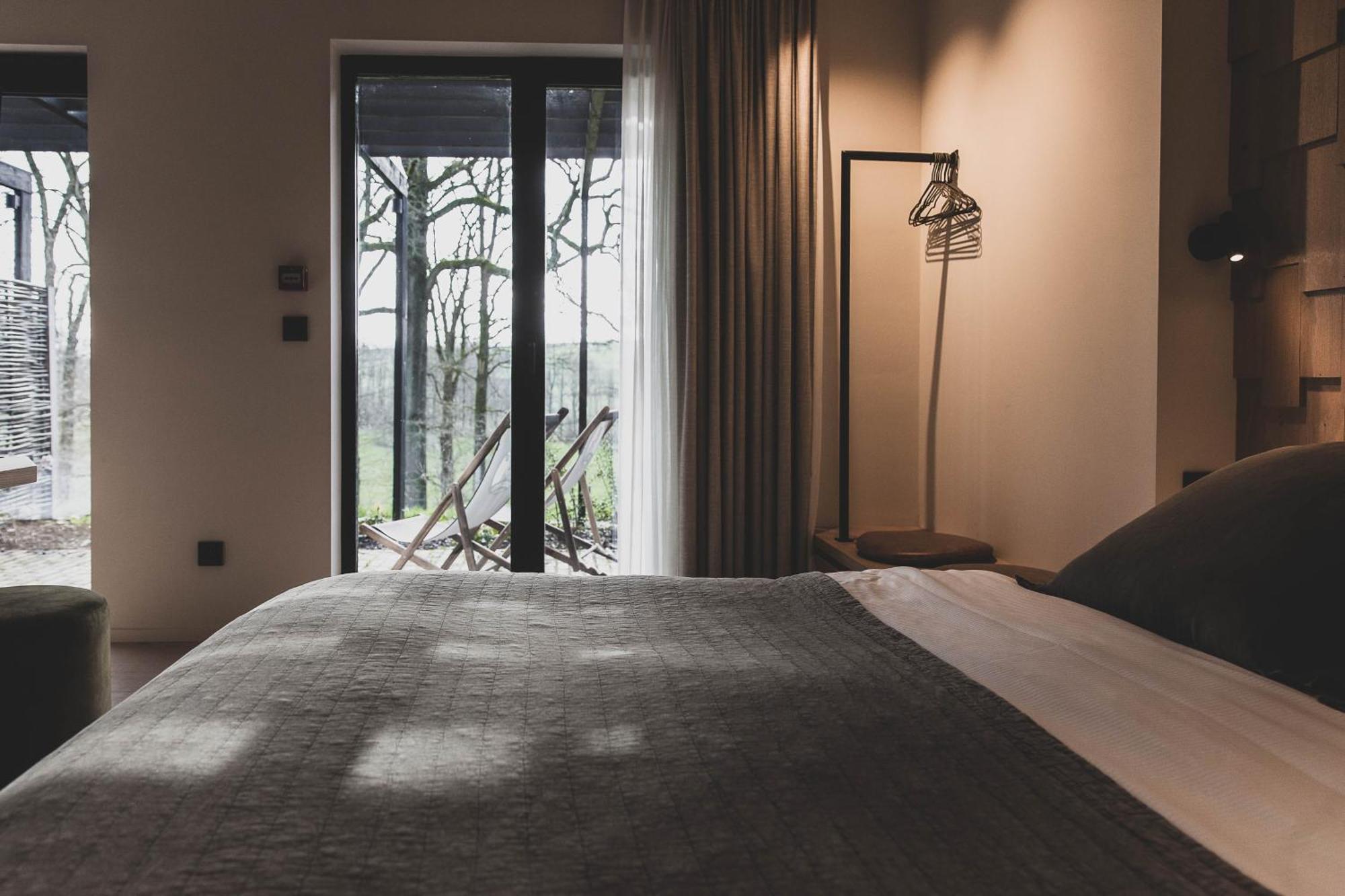 Wood Hotel ธูส์ ภายนอก รูปภาพ