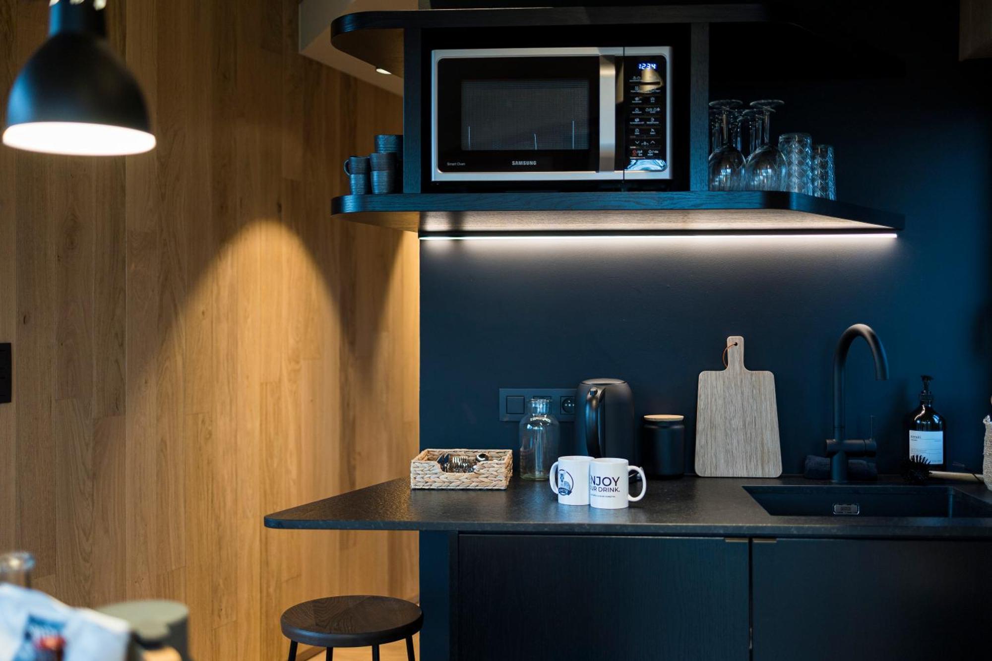 Wood Hotel ธูส์ ภายนอก รูปภาพ